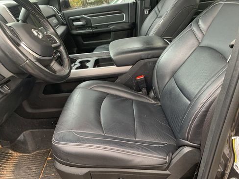 Used 2022 RAM 2500 Big Horn w/ Night Edition image 3