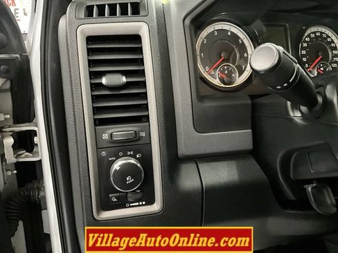 Used 2016 RAM 1500 Express AWD/4WD image 21