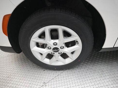 Certified 2023 Kia Soul LX w/ LX Technology Package FWD image 26