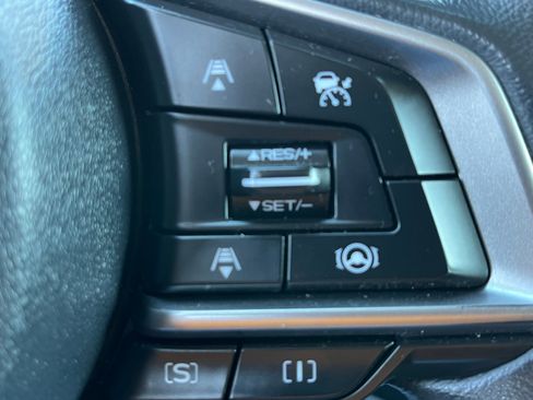 Used 2022 Subaru Forester Limited image 15