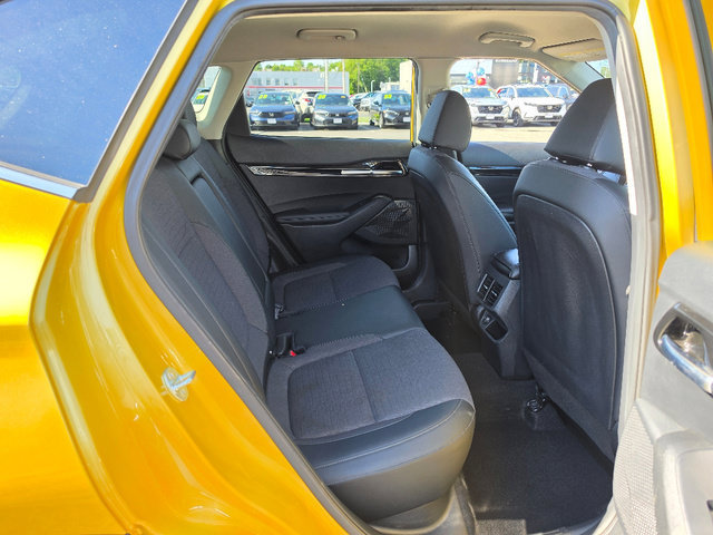 Used 2023 Kia Seltos S w/ Navigation Package AWD/4WD image 15