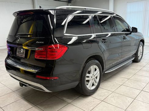 Used 2014 Mercedes-Benz GL 450 4MATIC w/ Lane Tracking Package image 9