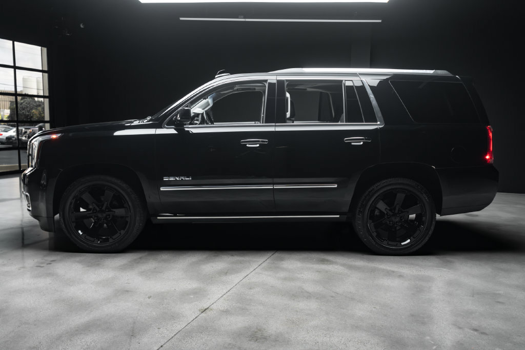 Used 2020 GMC Yukon Denali w/ Enhanced Security Package AWD/4WD image 16