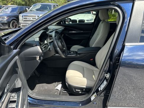 Used 2025 MAZDA CX-30 AWD 2.5 S w/ Preferred Package image 2