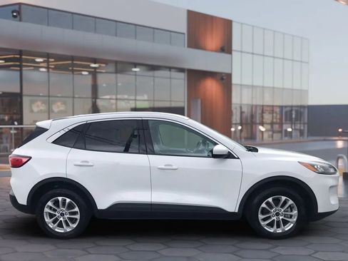 Used 2021 Ford Escape SE w/ Cold Weather Package AWD/4WD image 12