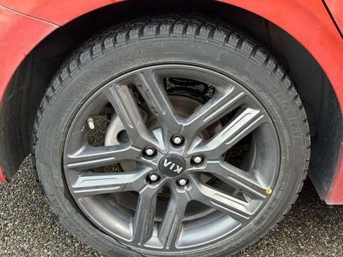 Used 2020 Kia Forte GT-Line w/ GT-Line Premium Package image 14