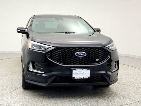 Used 2019 Ford Edge ST w/ Equipment Group 401A image 2