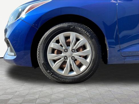 Used 2019 Hyundai Accent SE FWD image 32
