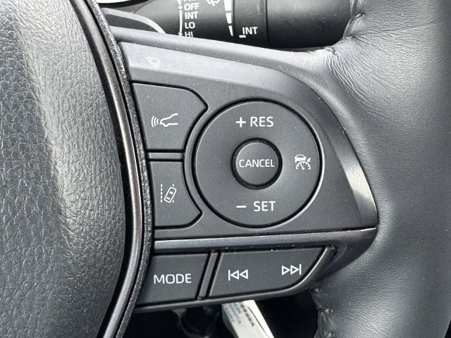 Used 2024 Toyota Camry SE w/ Cold Weather Package FWD image 33