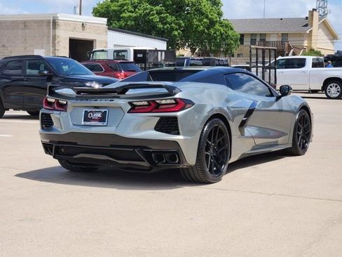 Used 2024 Chevrolet Corvette Stingray Convertible w/ Z51 Performance Package image 14