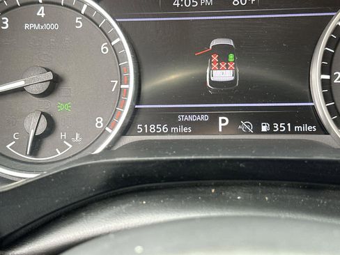 Used 2022 Nissan Pathfinder SV w/ SV Premium Package image 18