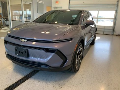 New 2026 Chevrolet Equinox EV LT w/ Comfort Package image 5