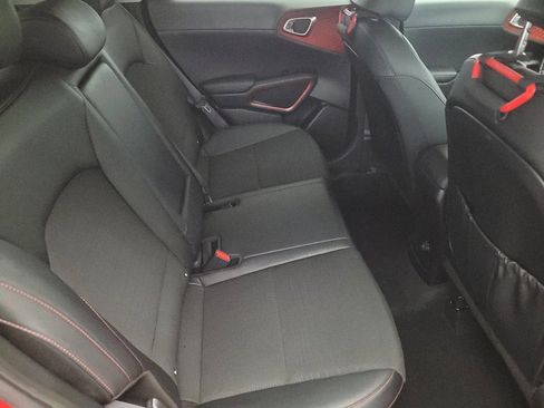 Used 2022 Kia Soul Turbo image 19