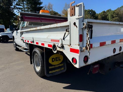 Used 2015 GMC Sierra 3500 2WD Crew Cab image 10