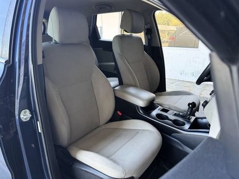Used 2017 Kia Sorento FWD image 14