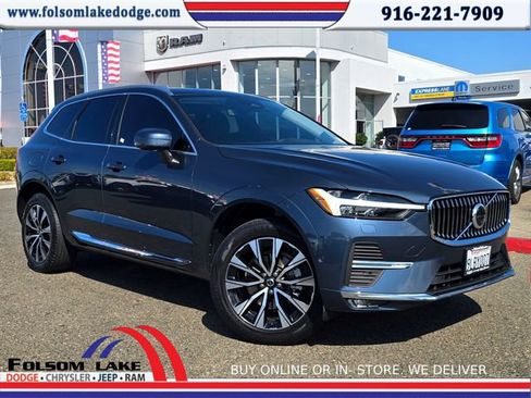 Used 2023 Volvo XC60 B5 Plus AWD/4WD image 1