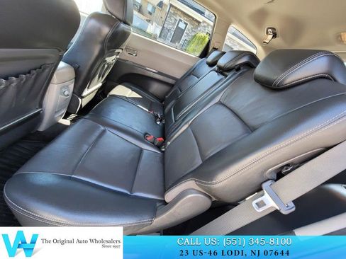 Used 2011 Subaru Tribeca Limited image 15