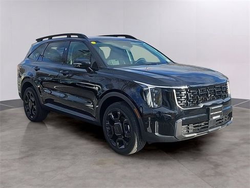 Certified 2025 Kia Sorento X-Line EX image 2