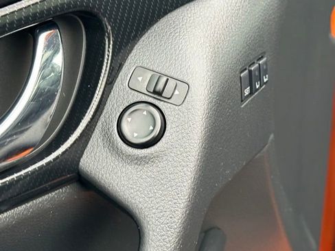 Used 2020 Nissan Rogue SL w/ Premium Package image 23