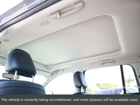 Used 2023 Jeep Grand Cherokee 4WD 4xe image 35