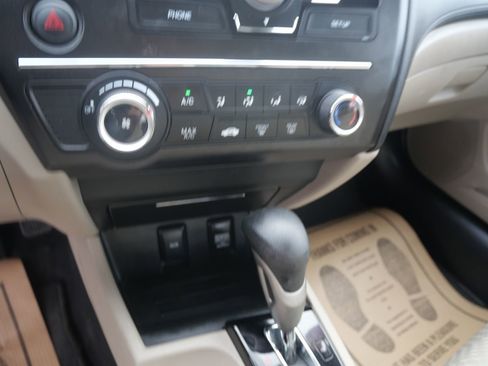 Used 2014 Honda Civic LX image 13
