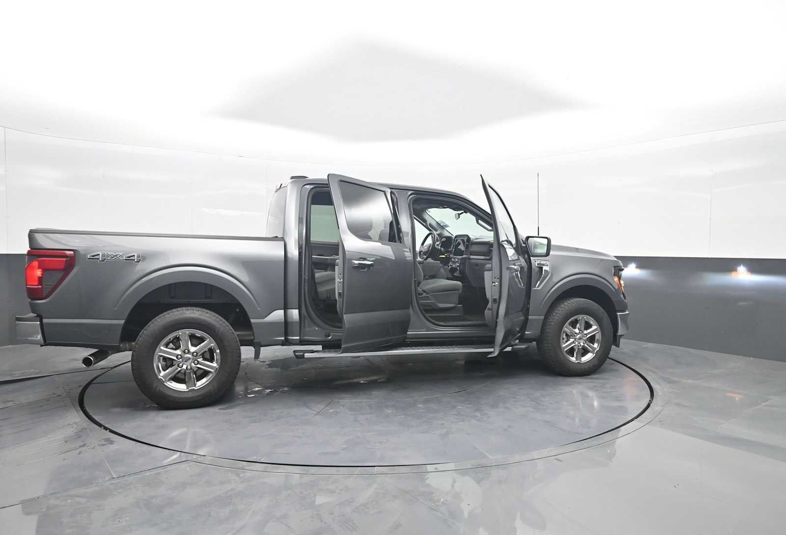 Used 2025 Ford F150 XLT w/ Equipment Group 301A Standard AWD/4WD image 46