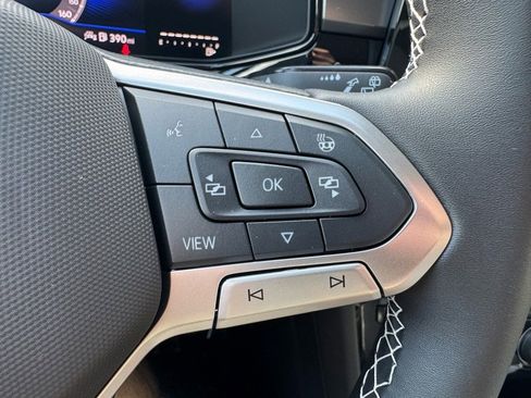 New 2025 Volkswagen Taos S image 25