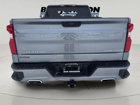 Used 2019 Chevrolet Silverado 1500 Custom w/ Custom Value Package image 6