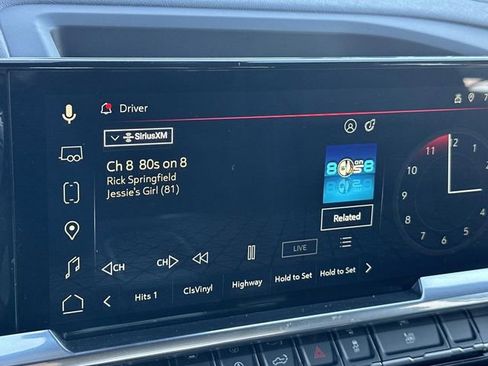 Used 2025 GMC Sierra 1500 SLT image 29