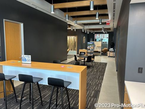 Used 2018 GMC Sierra 1500 Denali w/ Denali Ultimate Package image 6