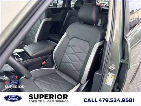 Used 2025 Volkswagen Atlas Peak Edition SE AWD/4WD image 24