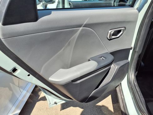 Used 2025 Kia K4 FWD image 21