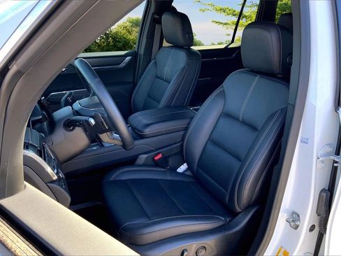 Used 2024 GMC Acadia Elevation w/ LPO, Floor Liner Package image 21