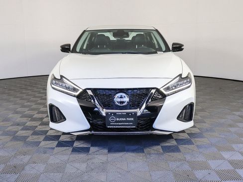 Used 2023 Nissan Maxima SV w/ Floor Mat Group image 2