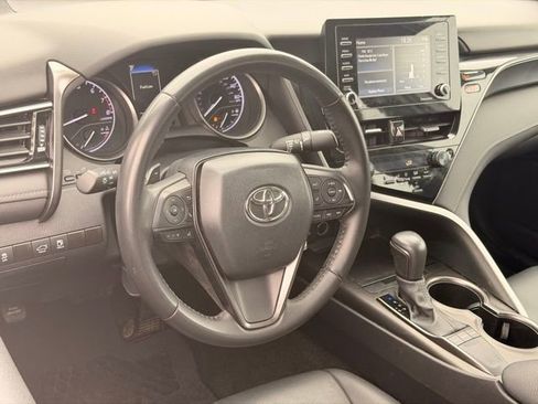 Used 2024 Toyota Camry SE FWD image 16