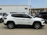 Used 2022 Jeep Compass Latitude w/ Sun and Sound Group image 3