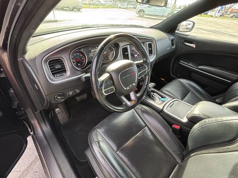Used 2021 Dodge Charger SXT w/ Leather Interior Group image 11