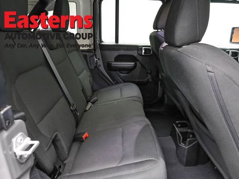 Used 2021 Jeep Wrangler Unlimited Sport AWD/4WD image 21