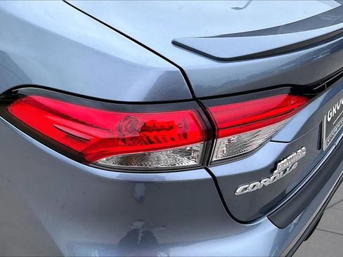 Used 2025 Toyota Corolla SE FWD image 28