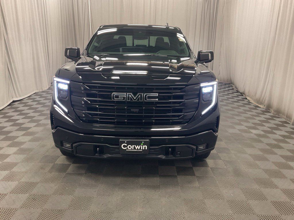 Used 2026 GMC Sierra 1500 Elevation w/ Elevation Premium Package AWD/4WD image 7