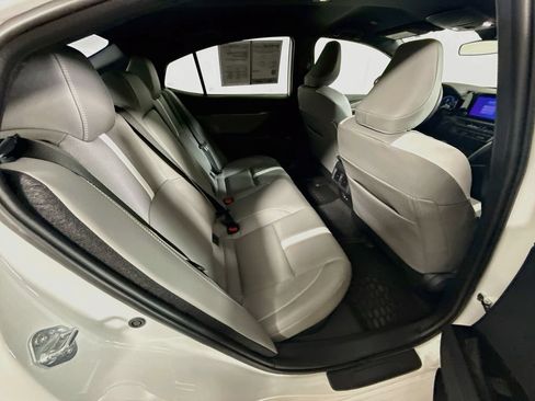 Certified 2026 Toyota Camry SE FWD image 25