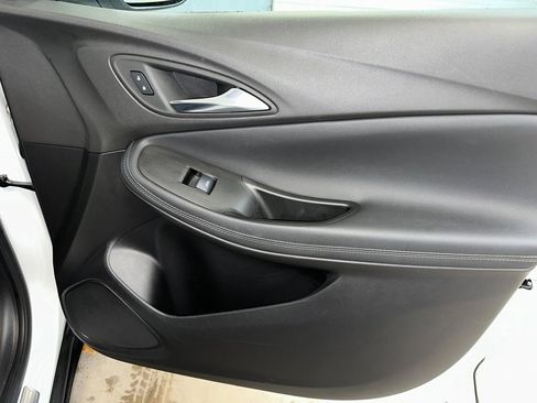 Certified 2022 Buick Encore GX Preferred w/ Cold Weather Comfort Package image 29