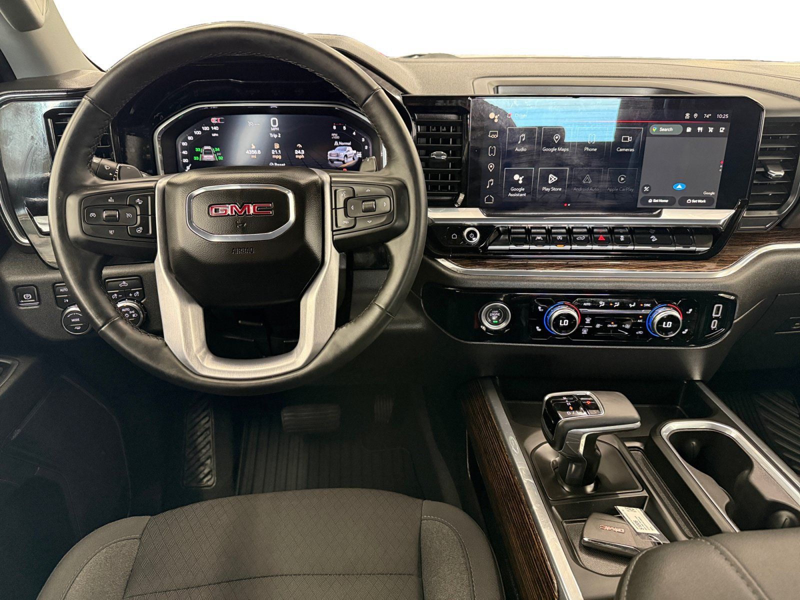 Used 2024 GMC Sierra 1500 Elevation w/ X31 Off-Road Package AWD/4WD image 13