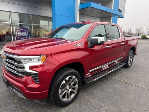 Used 2023 Chevrolet Silverado 1500 High Country w/ Z71 Off-Road Package AWD/4WD image 2