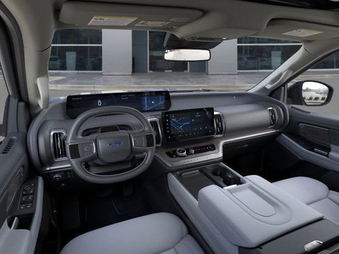 New 2026 Ford Expedition Max Platinum w/ Platinum Ultimate Package image 11