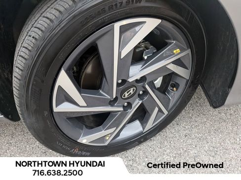 Certified 2025 Hyundai Elantra Sport image 42