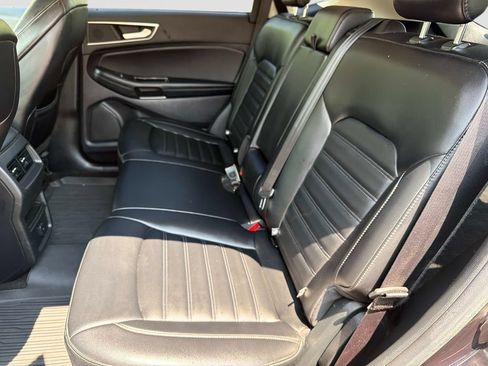 Used 2020 Ford Edge SEL w/ Cold Weather Package AWD/4WD image 14