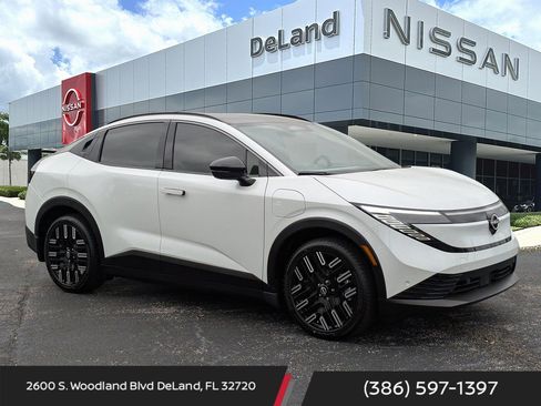 New 2026 Nissan Leaf Platinum+ image 1