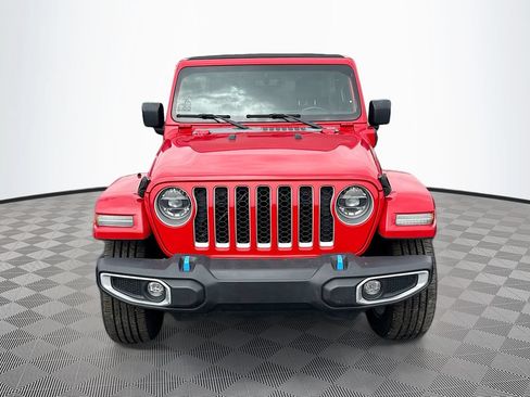 Used 2022 Jeep Wrangler Unlimited Sahara AWD/4WD image 2