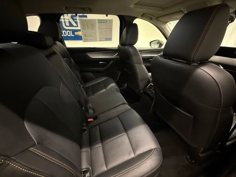 Used 2024 MAZDA CX-90 3.3 Turbo w/ Preferred Plus AWD/4WD image 6